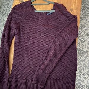 American Eagle Zippered Back Sweater— Large